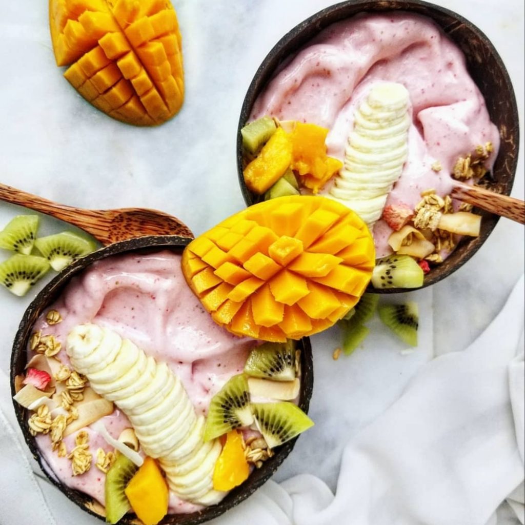 Tropical Strawberry Pineapple Smoothie Bowl