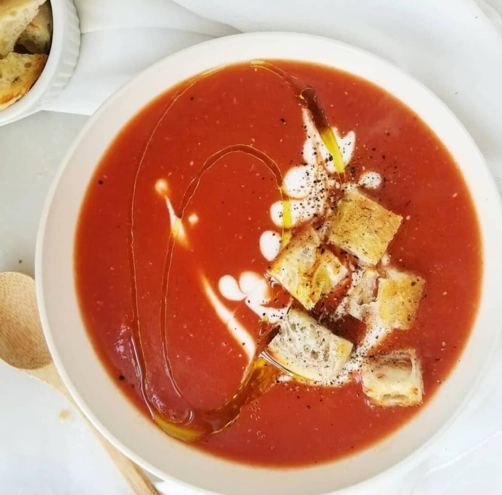 Quick and Easy Tomato Soup