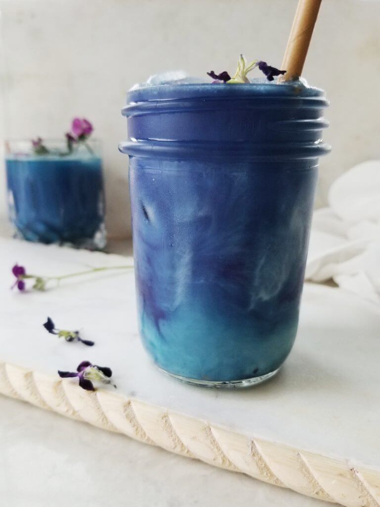 iced butterfly pea tea