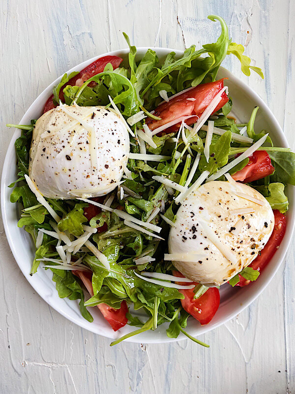 Arugula Caprese Salad with Burrata - The Hint of Rosemary