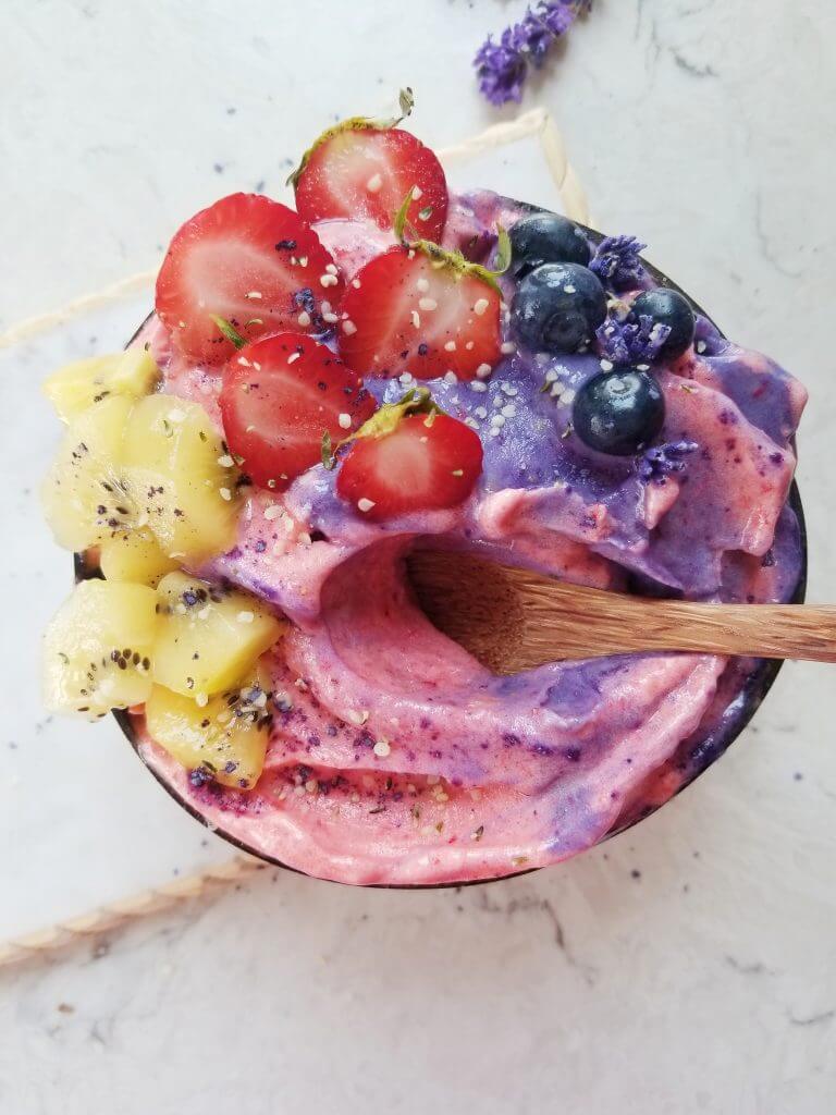 mermaid fruit smoothie bowl