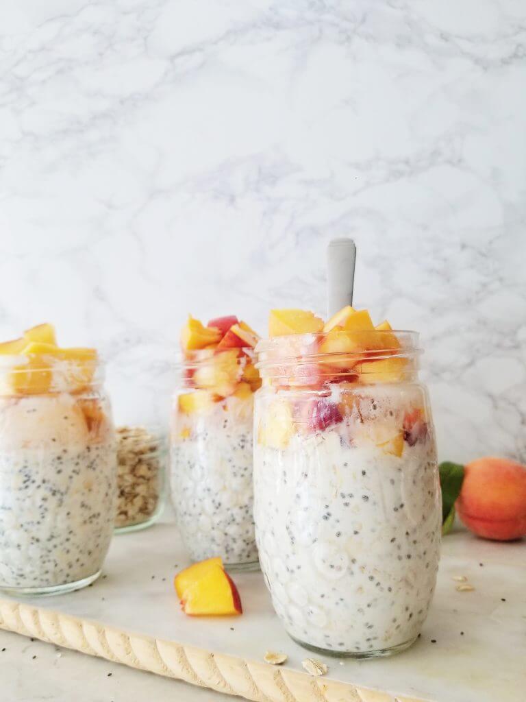 peaches and cream overnight oats