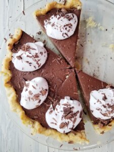 almond flour pie crust with chocolate pudding pie