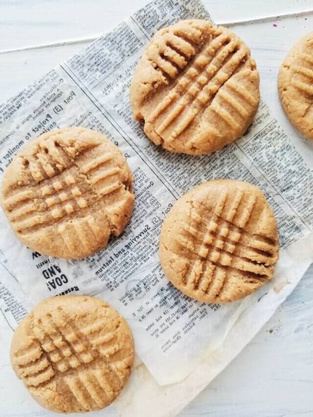 The Best Healthy Peanut Butter Cookies! The Hint of Rosemary