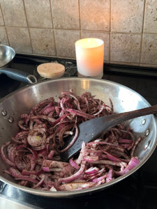 Red Onions with Spices for Palestinian Musakhan Recipe