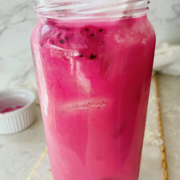 strawberry dragon fruit refresher