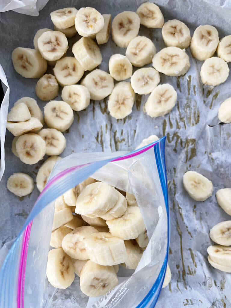 how to freeze bananas for smoothies