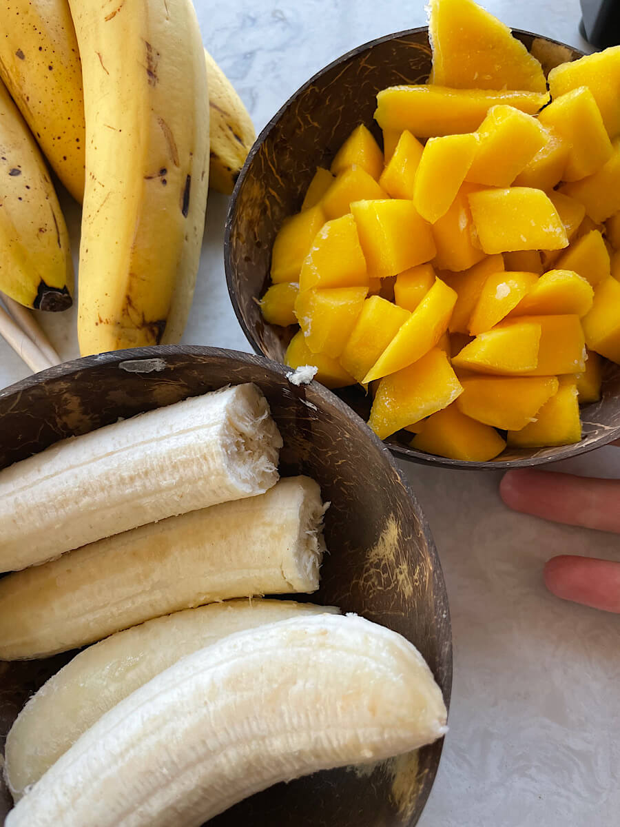 bananas and mango for homemade smoothie