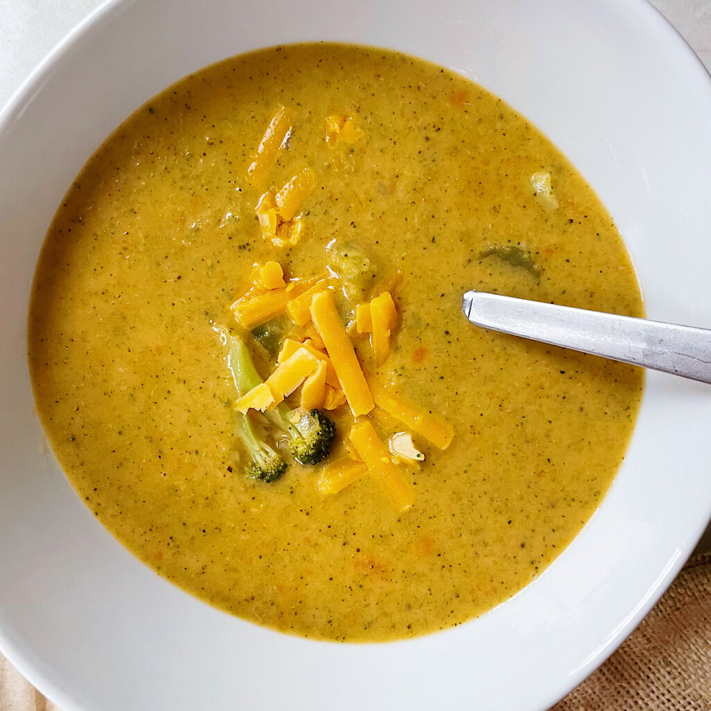 healthy broccoli cheddar soup