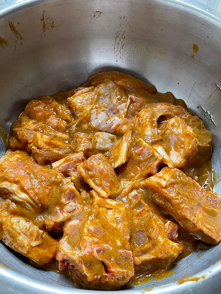 Ouzi Lamb (Arabic Lamb with Spiced Rice) The Hint of Rosemary